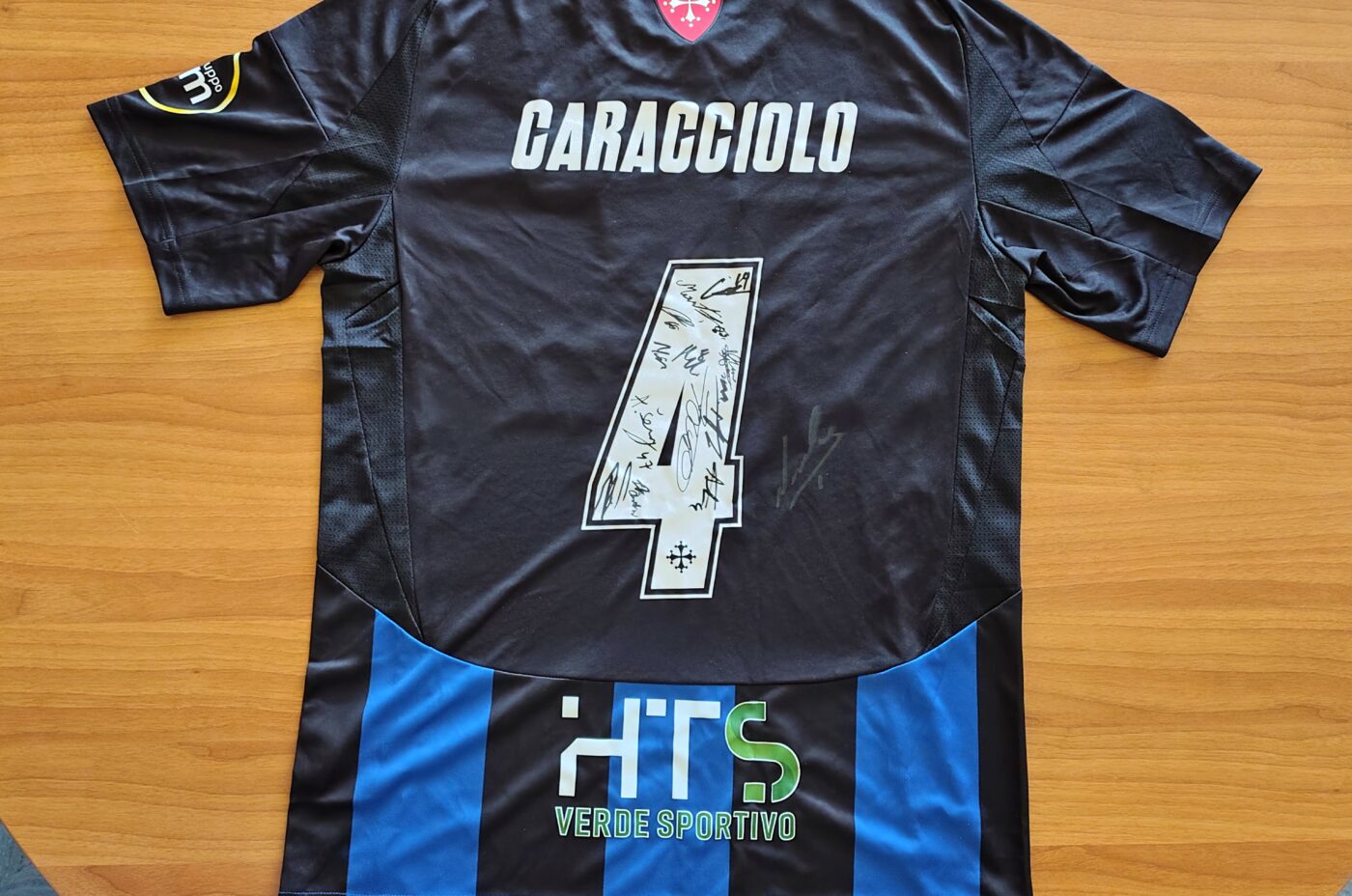 In asta la maglia del capitano del Pisa per la Fondazione Arco